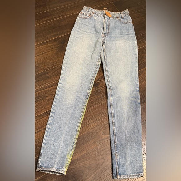 Levi's Women's Straight Leg Jeans with Artistic Patterns - Picture 6 of 11